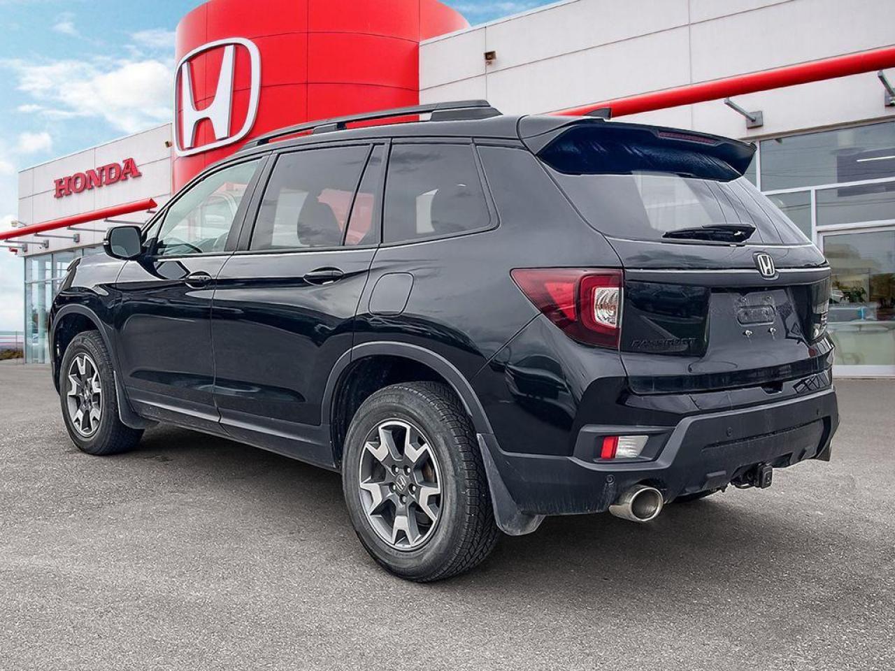 2023 Honda Passport TRAILSPORT Photo3