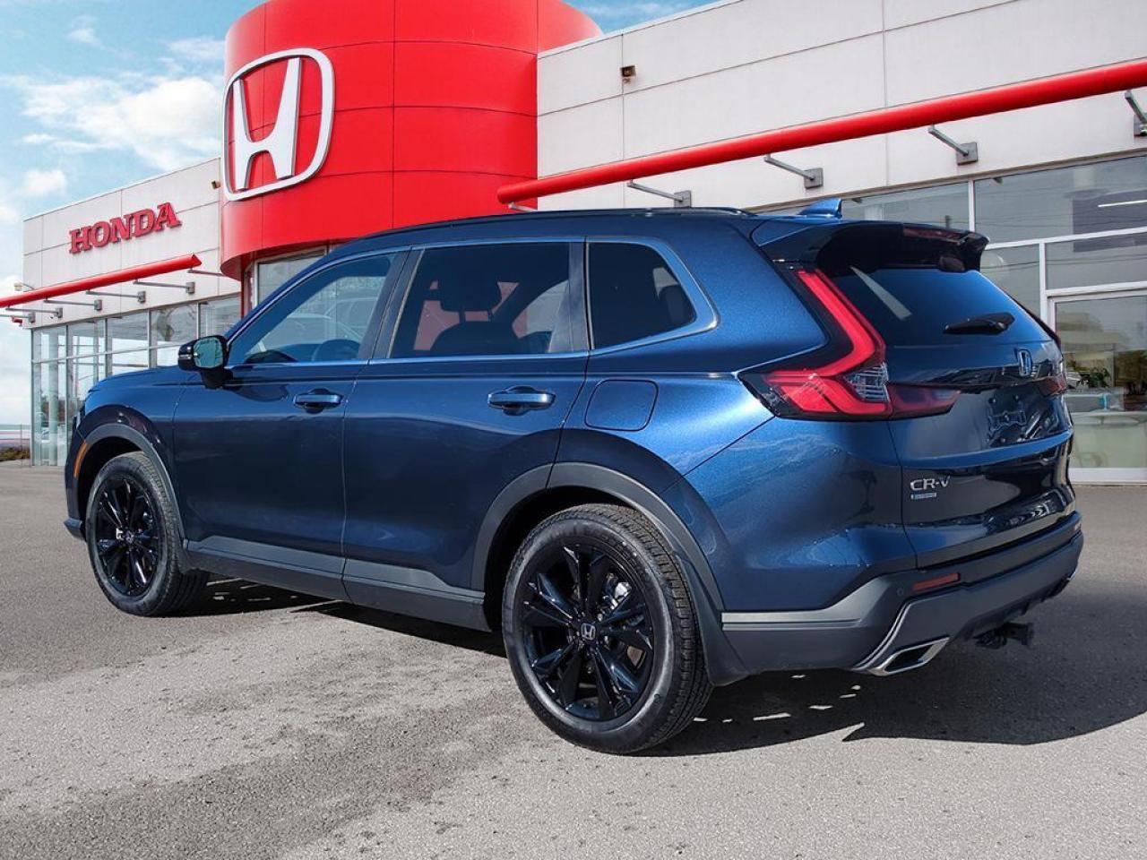 2025 Honda CR-V Hybrid Touring Photo3