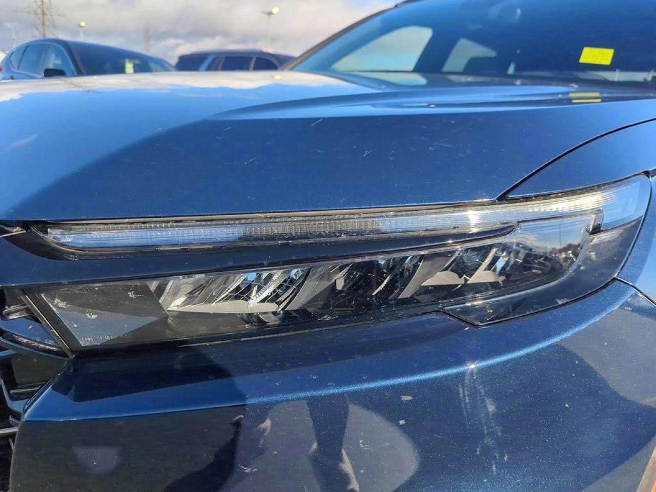 2025 Honda CR-V Hybrid Touring Photo