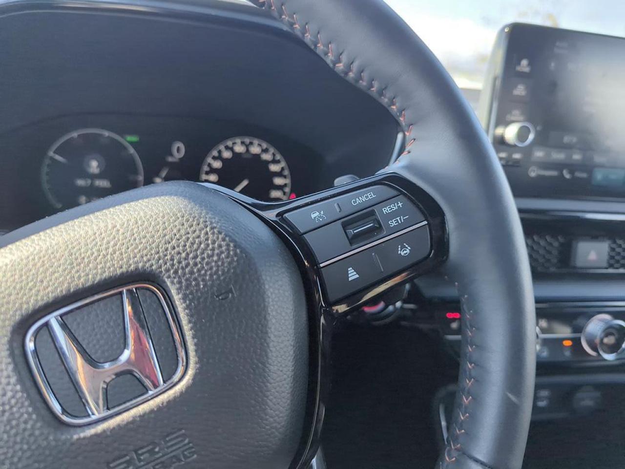 2025 Honda CR-V Hybrid Touring Photo