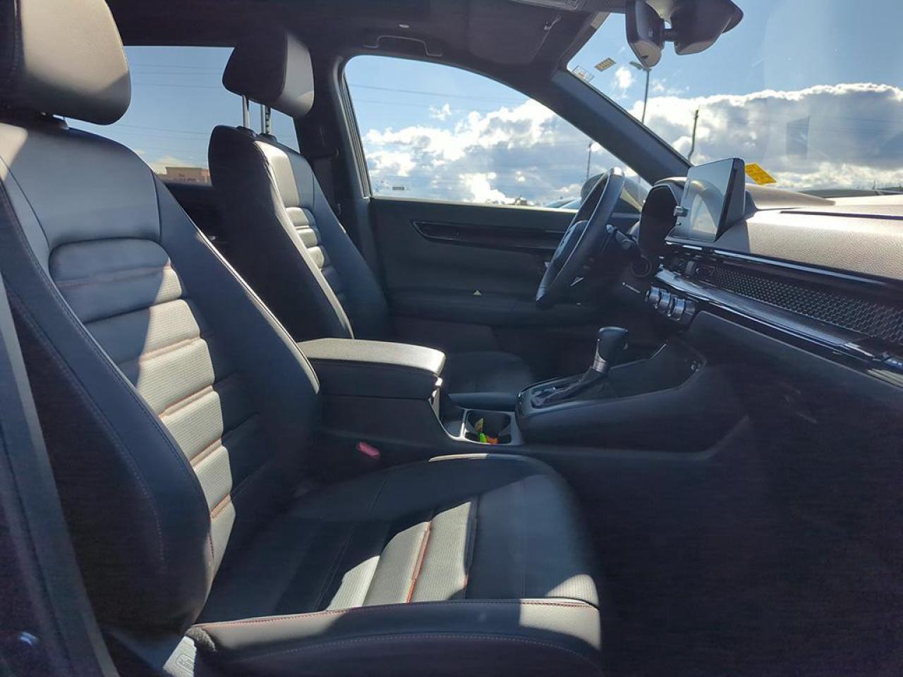 2025 Honda CR-V Hybrid Touring Photo