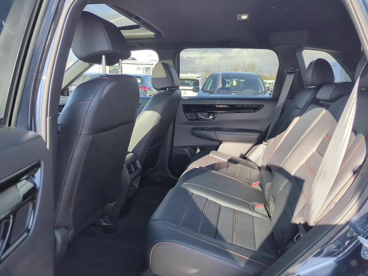 2025 Honda CR-V Hybrid Touring Photo