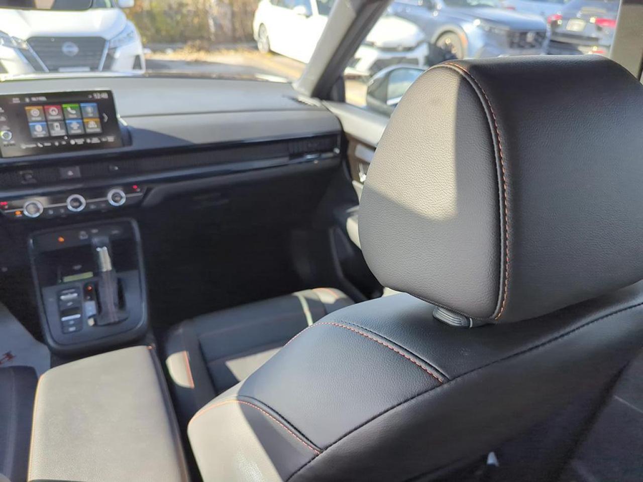 2025 Honda CR-V Hybrid Touring Photo