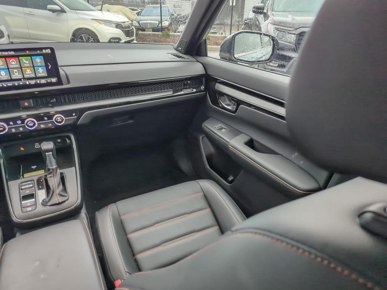 2025 Honda CR-V Hybrid Touring Photo