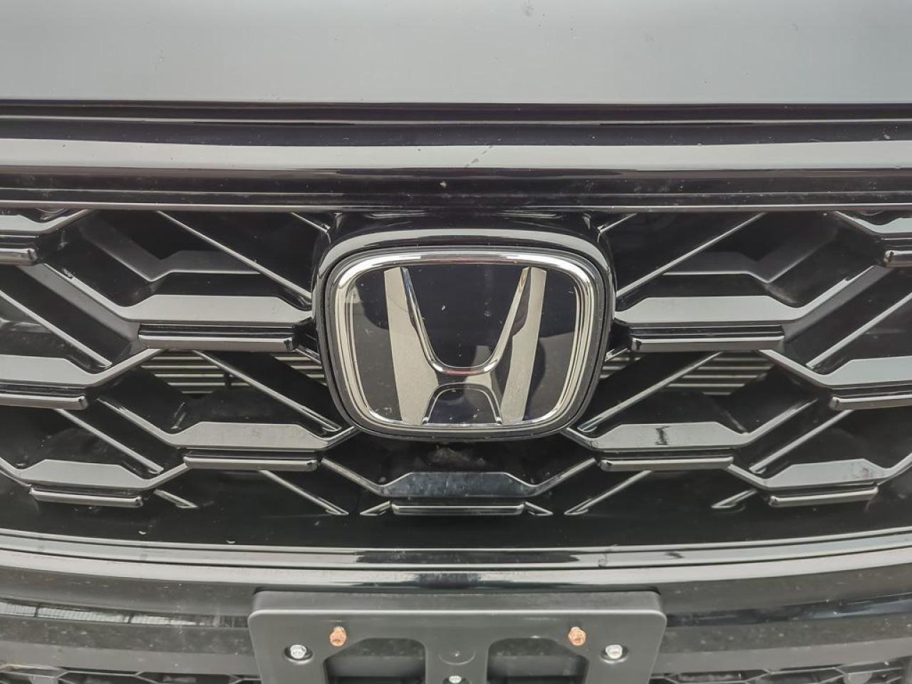 2025 Honda CR-V Hybrid Touring Photo