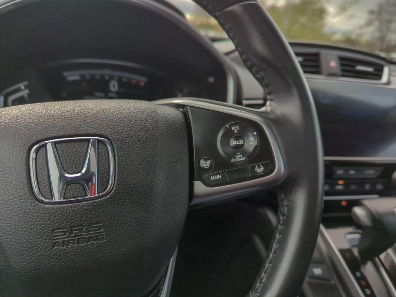 2022 Honda CR-V Touring Photo