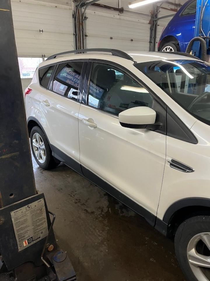 2014 Ford Escape FWD 4dr SE Photo