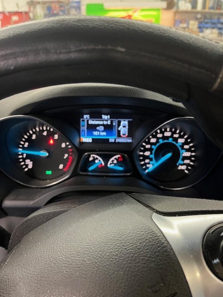 2014 Ford Escape FWD 4dr SE Photo