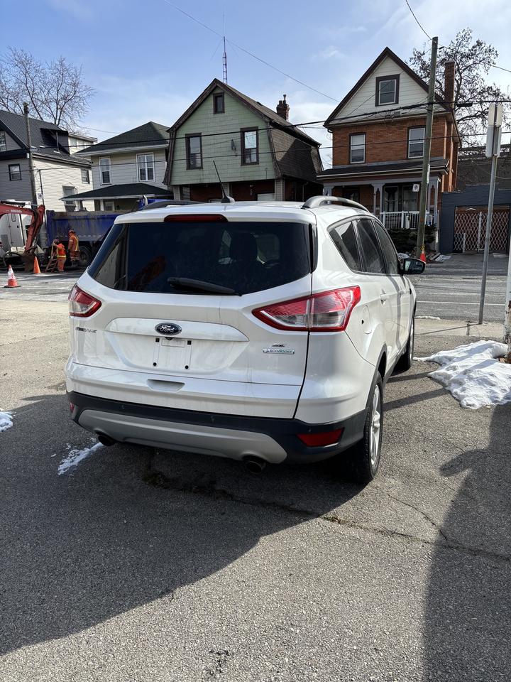 2014 Ford Escape FWD 4dr SE Photo