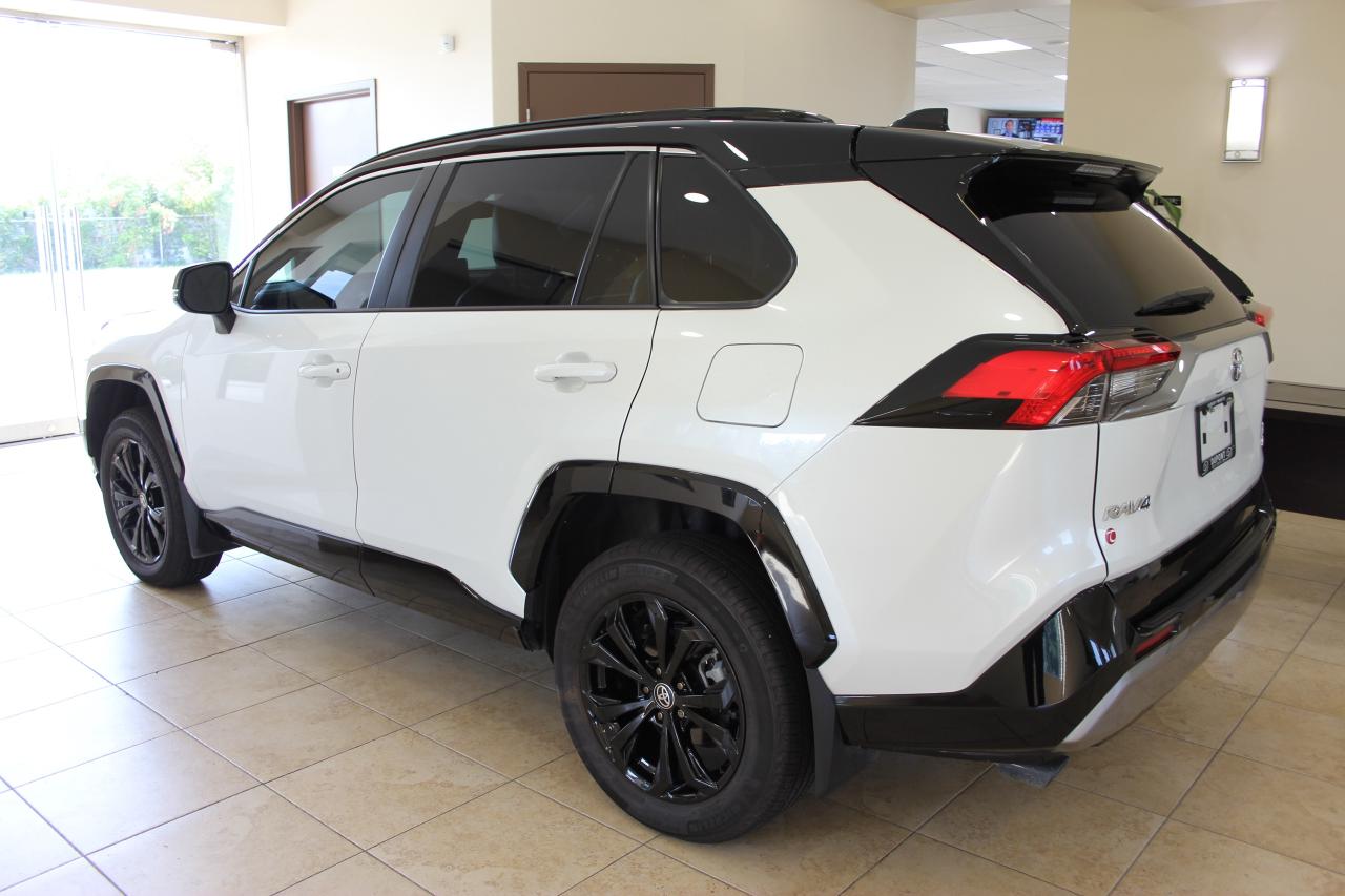 2024 Toyota RAV4 Hybrid XSE AWD TECHNOLOGY PKG Photo2