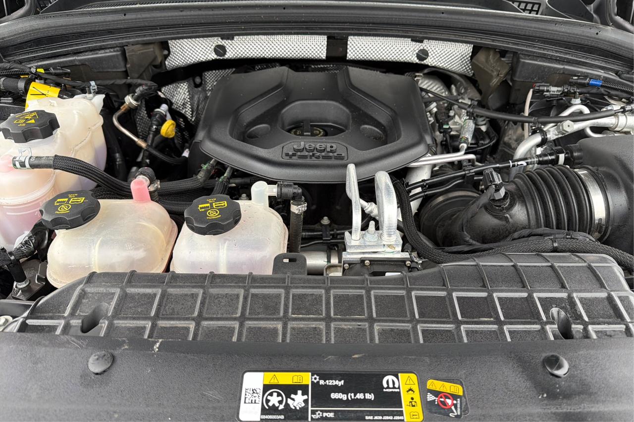 2022 Jeep Grand Cherokee Summit Photo