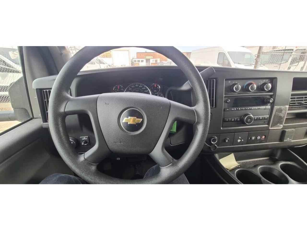 2019 GMC Savana 16Ft Aluminum Box - Ramp - V8 Gasoline Photo