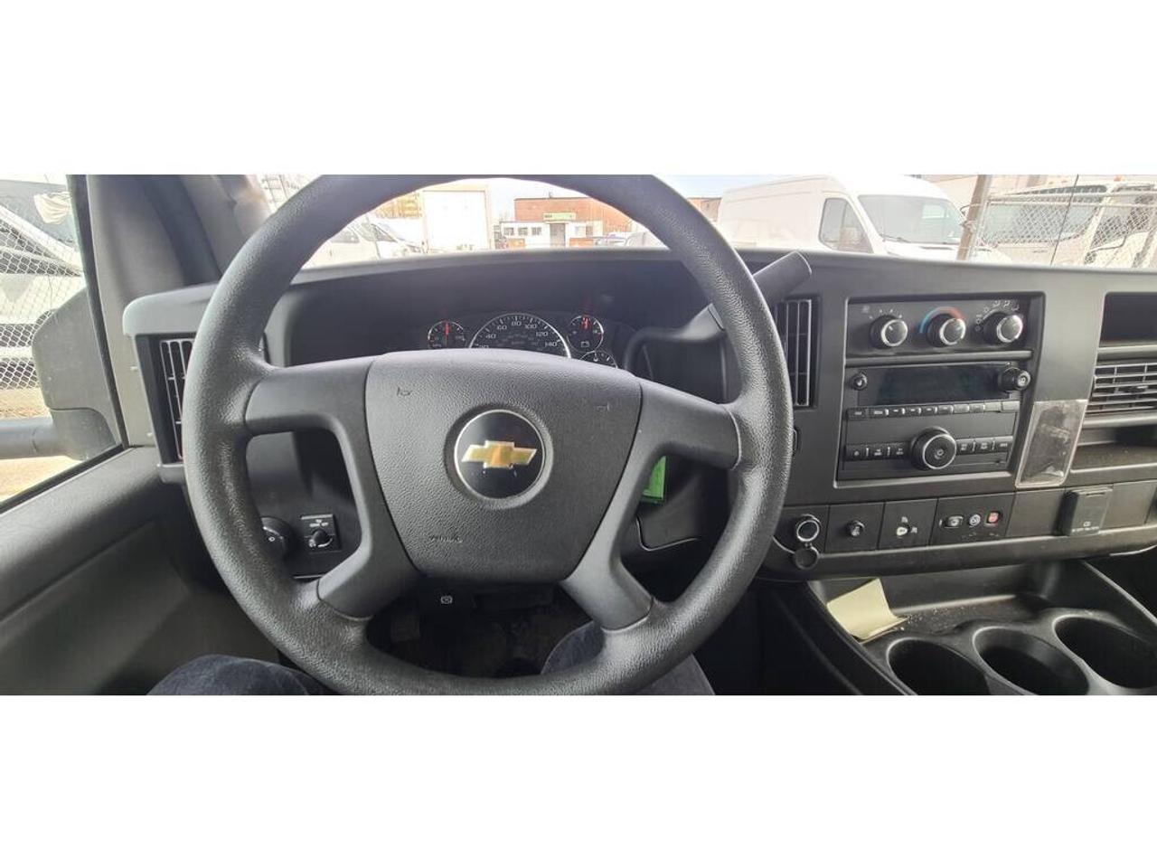 2019 GMC Savana 16Ft Aluminum Box - Ramp - V8 Gasoline Photo