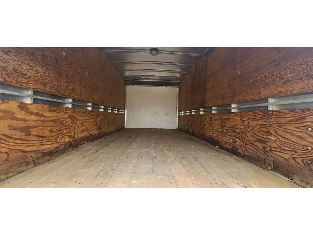 2016 GMC Savana G3500 - 16Ft Box - V8 Gas + Propane - CERTIFIED Photo