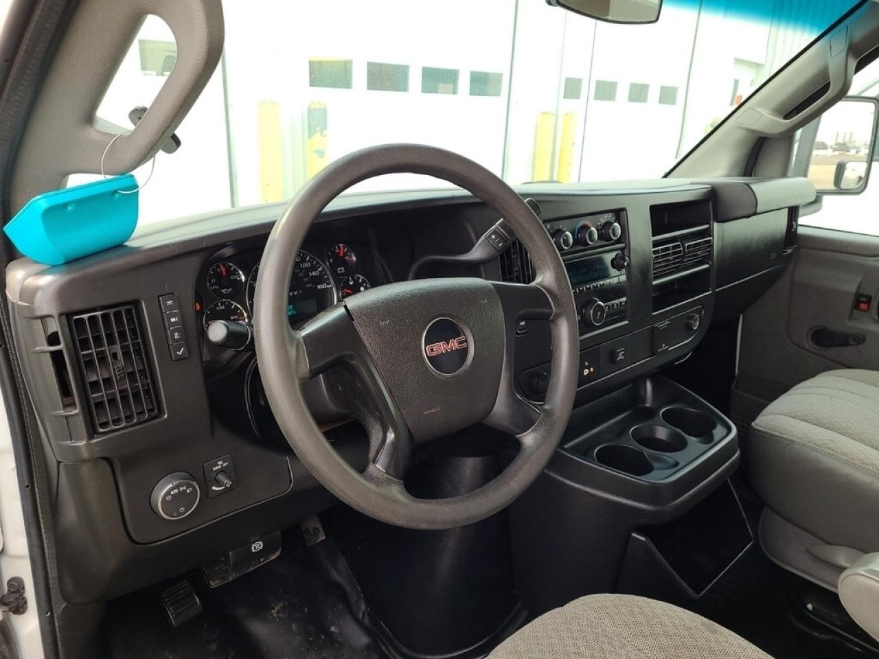 2016 GMC Savana G3500 - 16Ft Box - V8 Gas + Propane - CERTIFIED Photo