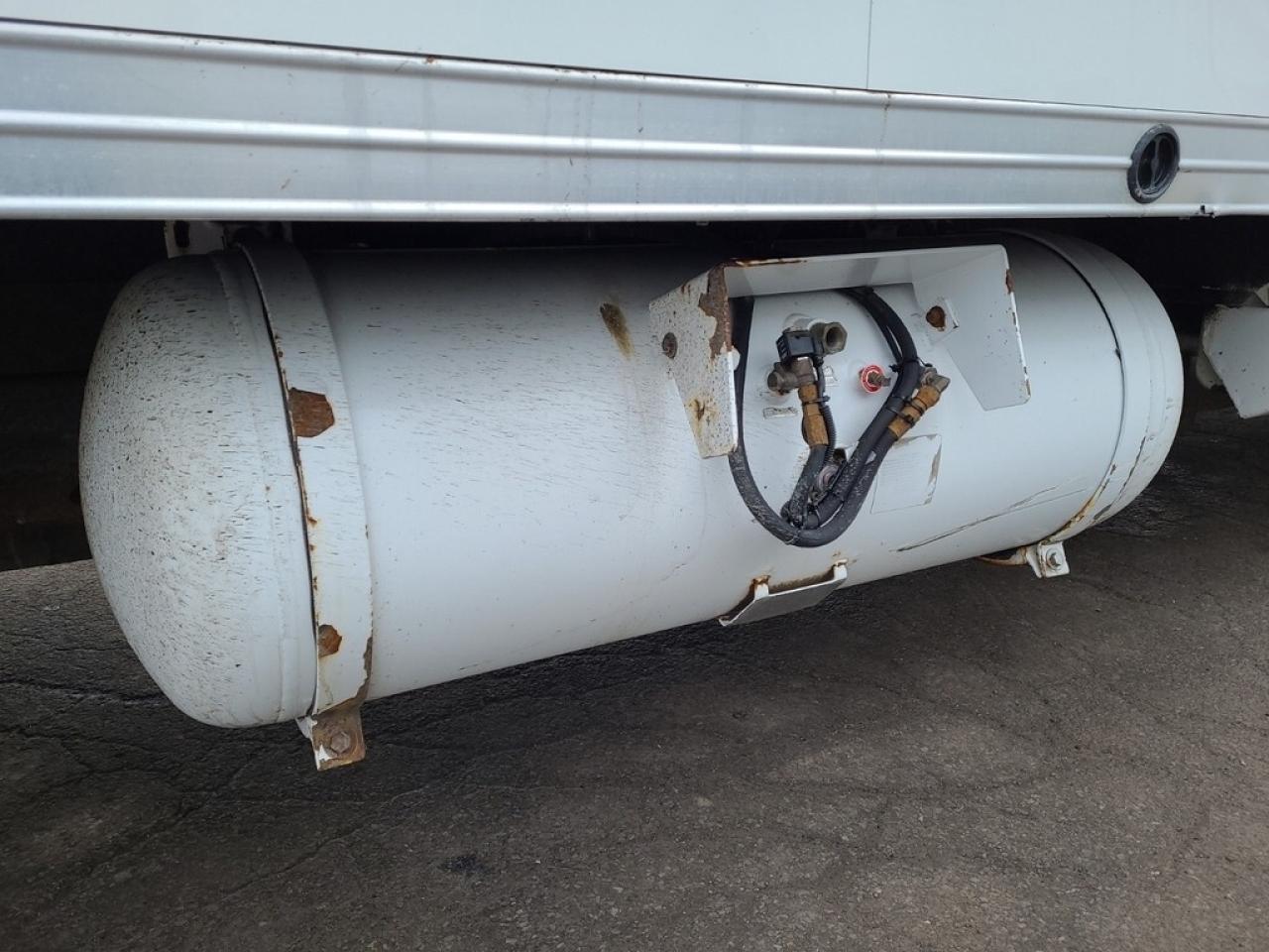 2016 GMC Savana G3500 - 16Ft Box - V8 Gas + Propane - CERTIFIED Photo