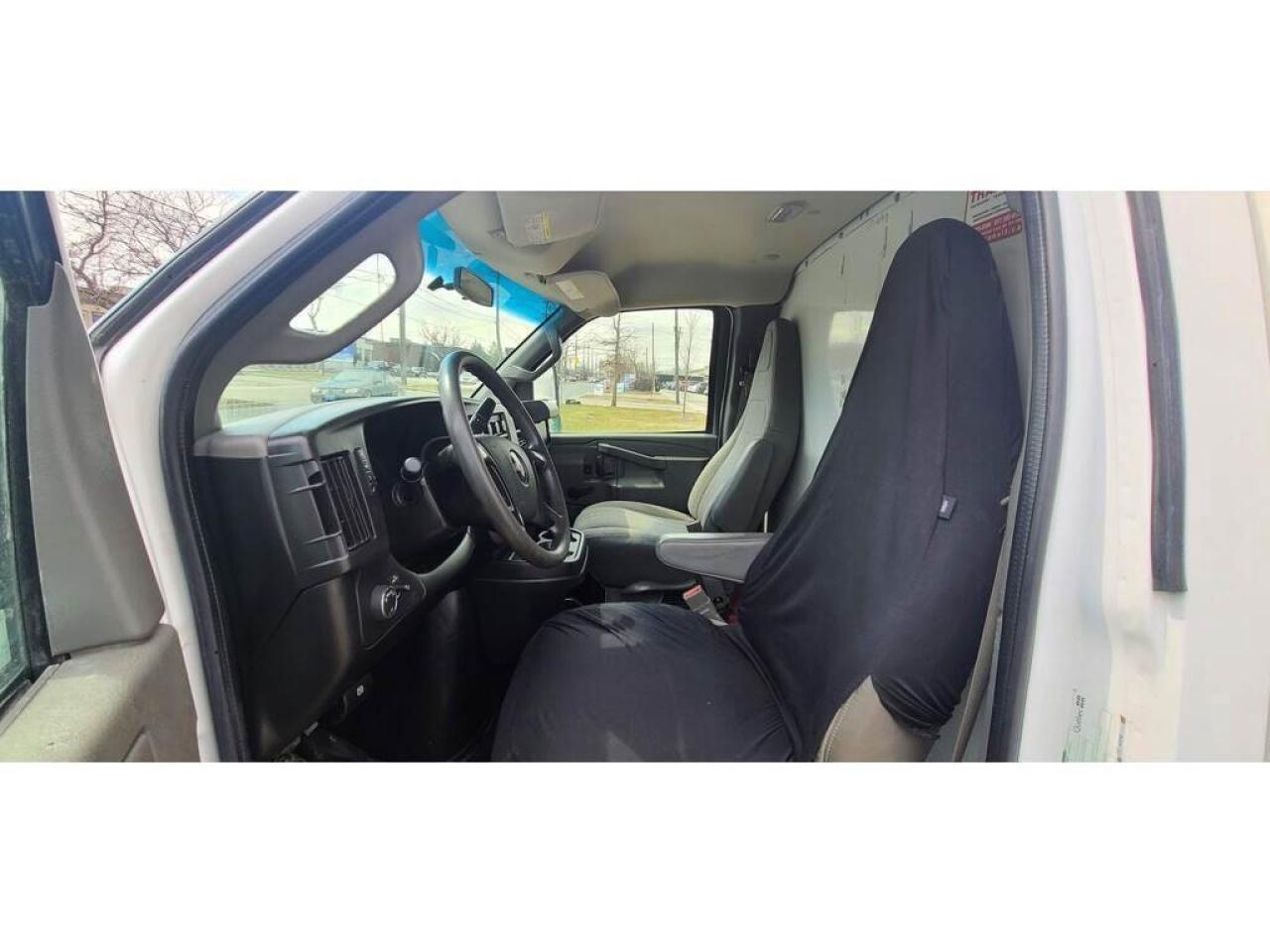 2016 GMC Savana G3500 - 16Ft Box - V8 Gas + Propane - CERTIFIED Photo