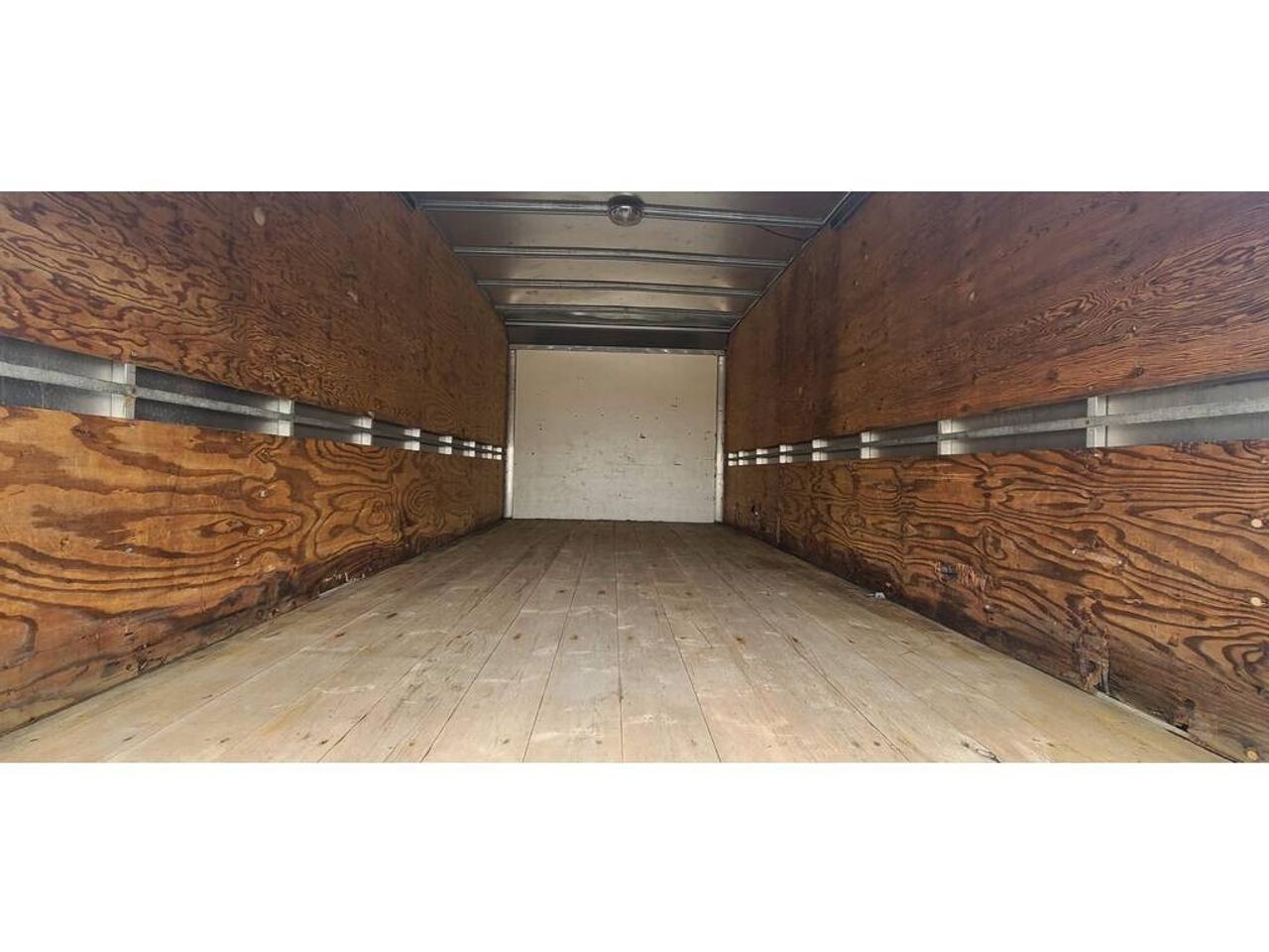 2016 GMC Savana G3500 - 16Ft Box - V8 Gas + Propane - CERTIFIED Photo