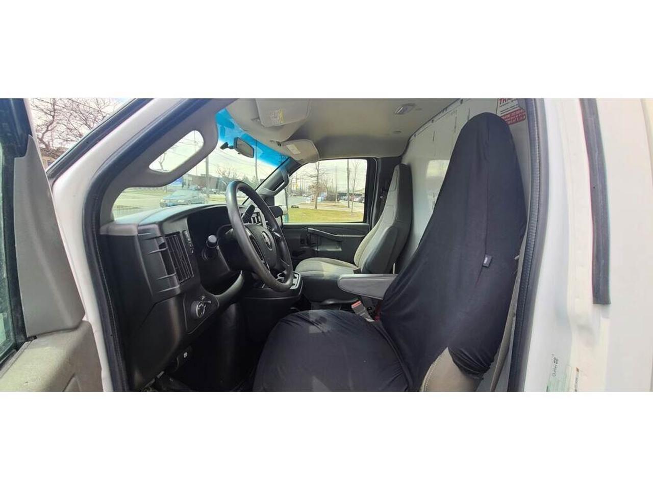 2016 GMC Savana G3500 - 16Ft Box - V8 Gas + Propane - CERTIFIED Photo