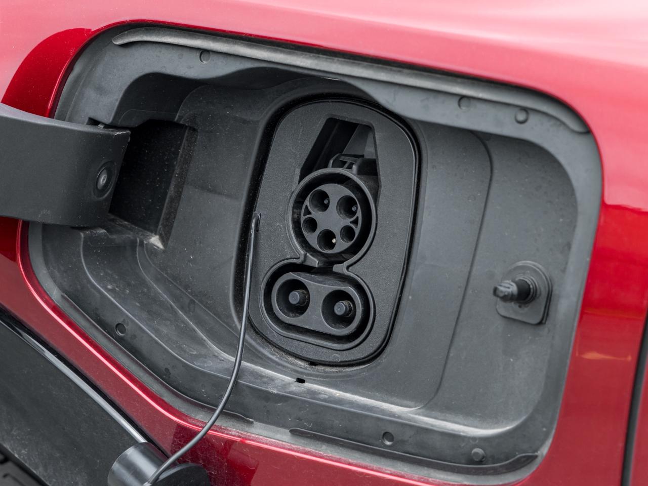 2025 Chevrolet Equinox EV RS Demo Photo