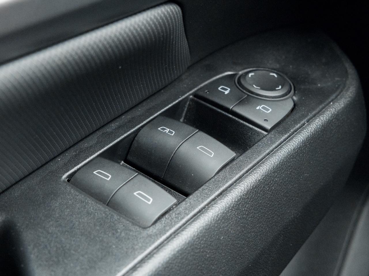 2025 Chevrolet Equinox EV RS Demo Photo