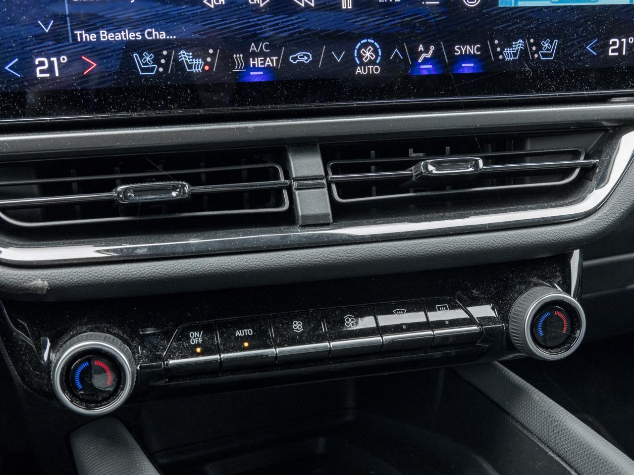 2025 Chevrolet Equinox EV RS Demo Photo