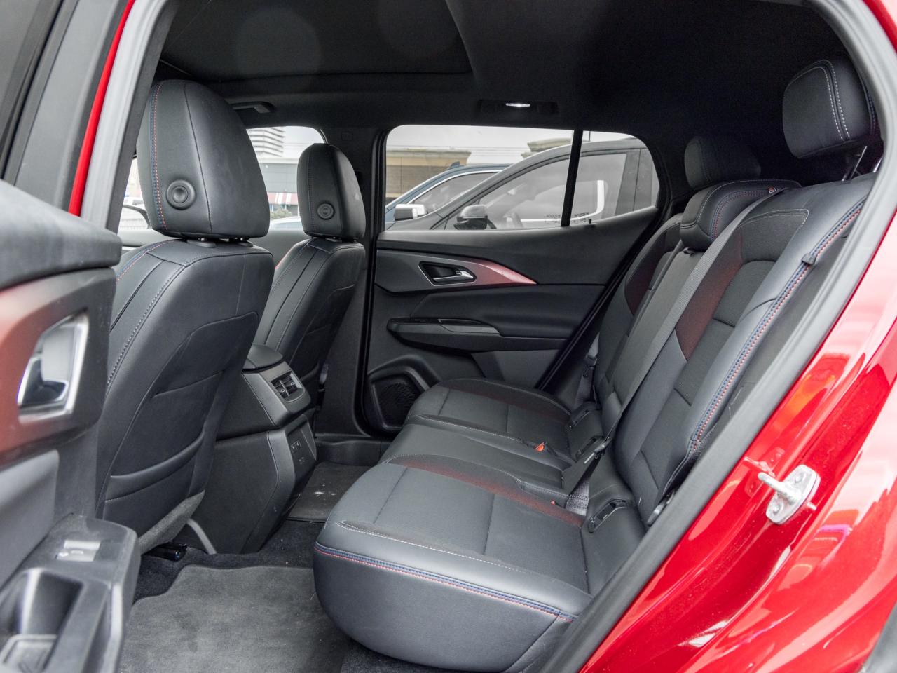 2025 Chevrolet Equinox EV RS Demo Photo