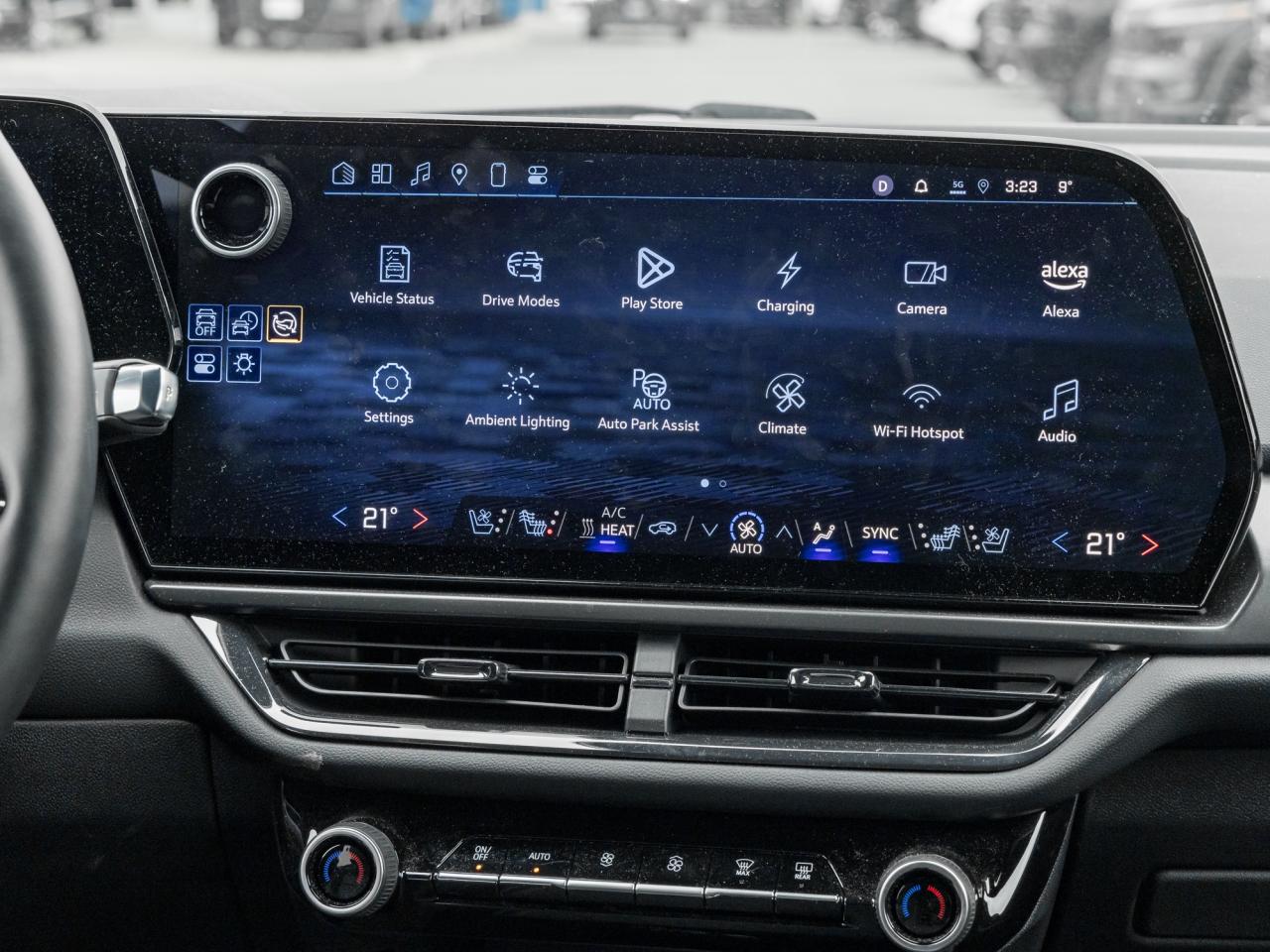 2025 Chevrolet Equinox EV RS Demo Photo