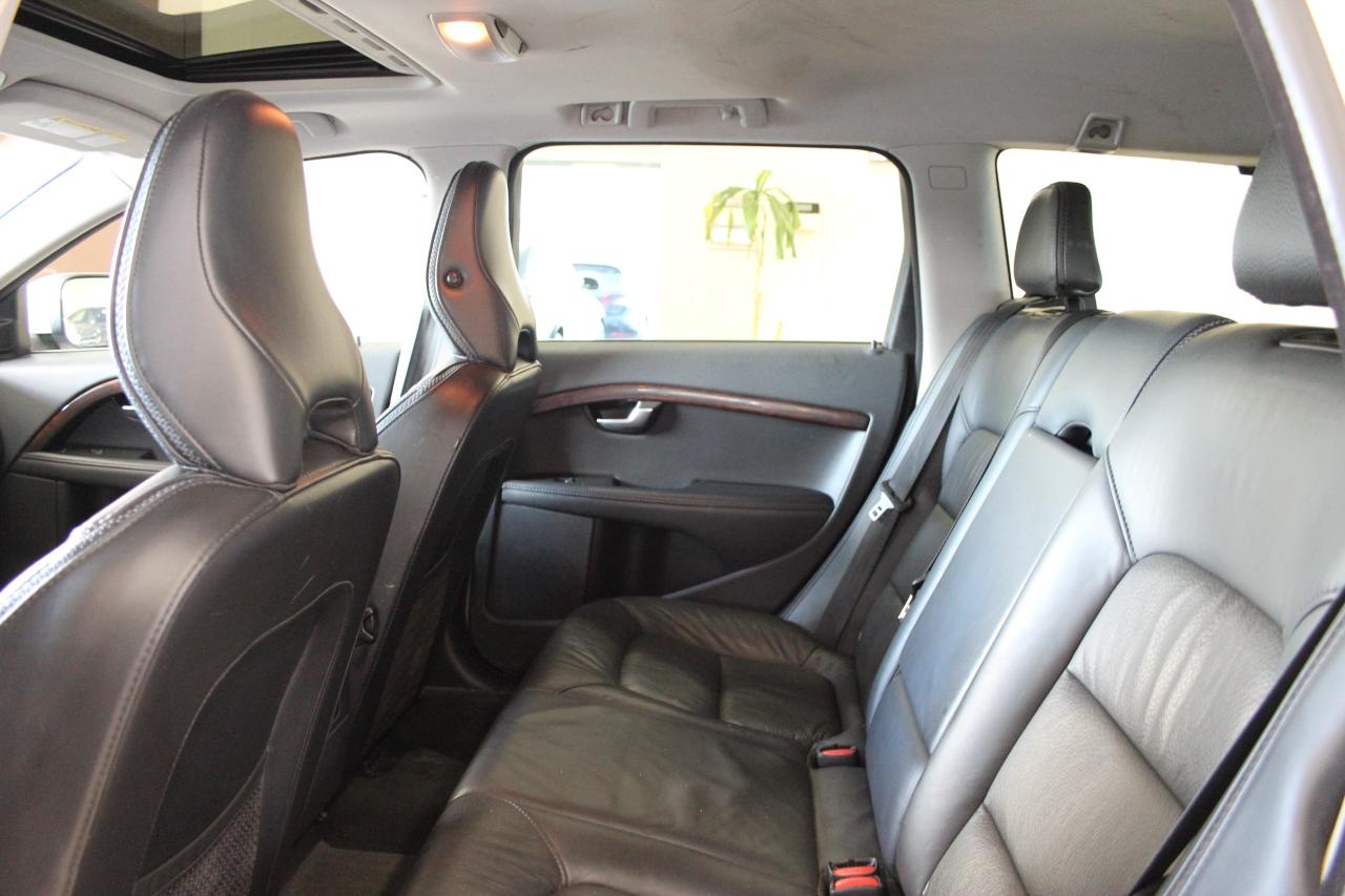 2012 Volvo XC70 T6 Premier Plus Photo
