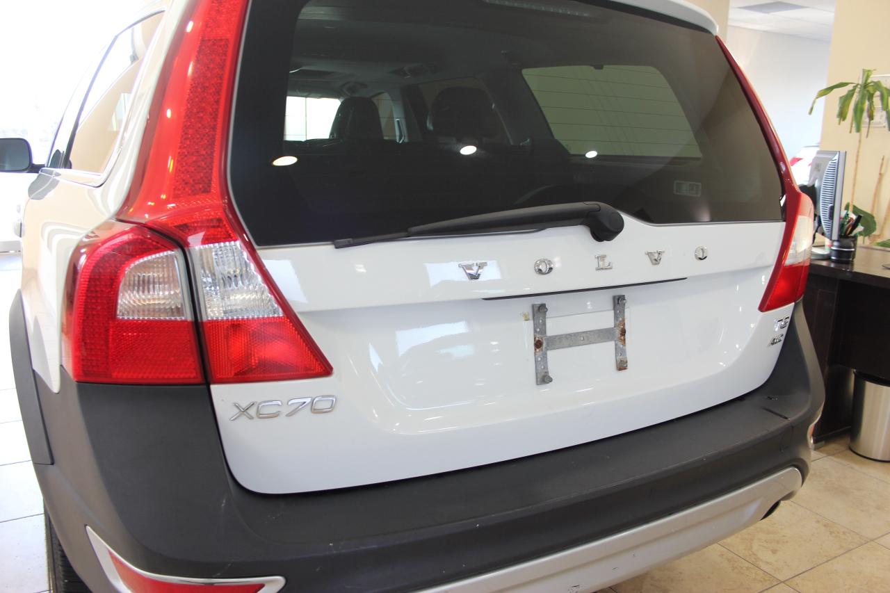 2012 Volvo XC70 T6 Premier Plus Photo