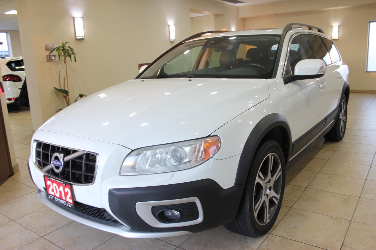 2012 Volvo XC70 T6 Premier Plus Photo