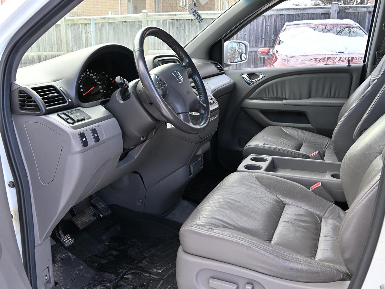 2010 Honda Odyssey EX-L Photo