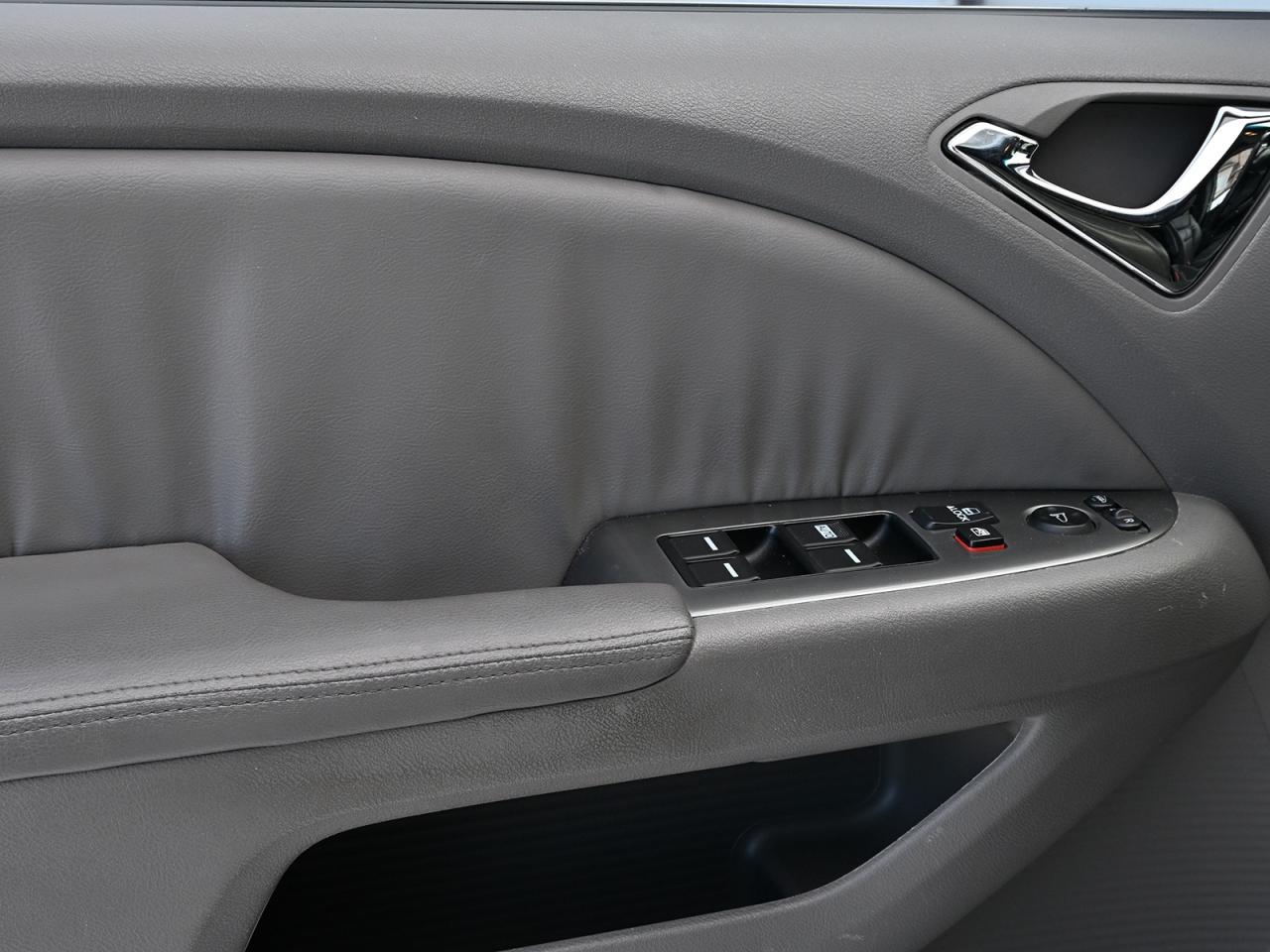 2010 Honda Odyssey EX-L Photo