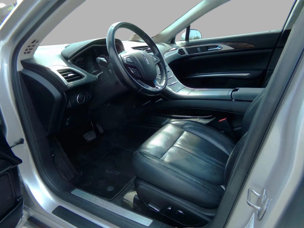 2015 Lincoln MKZ Premium Sunroof Navigation Photo