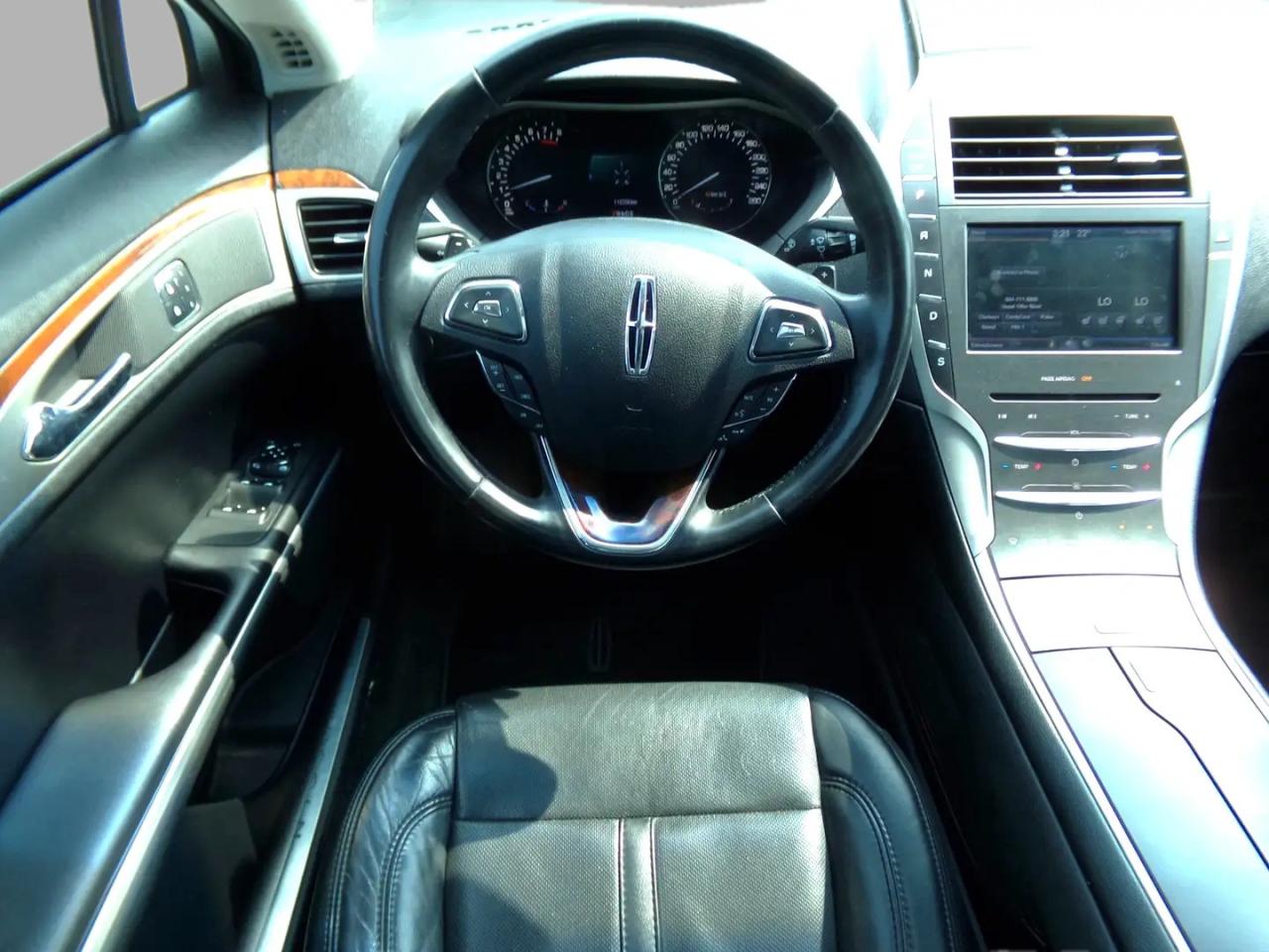 2015 Lincoln MKZ Premium Sunroof Navigation Photo