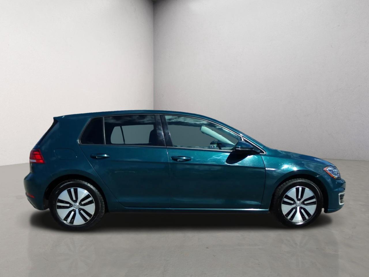 2017 Volkswagen e-Golf Comfortline Photo4