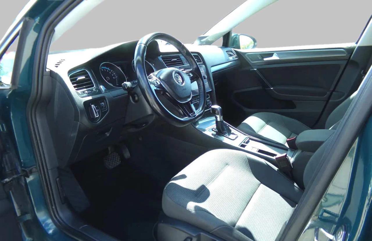 2017 Volkswagen e-Golf Comfortline Photo