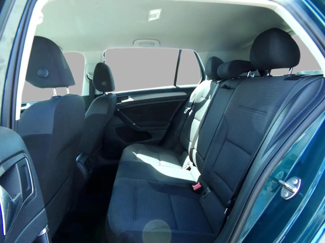 2017 Volkswagen e-Golf Comfortline Photo