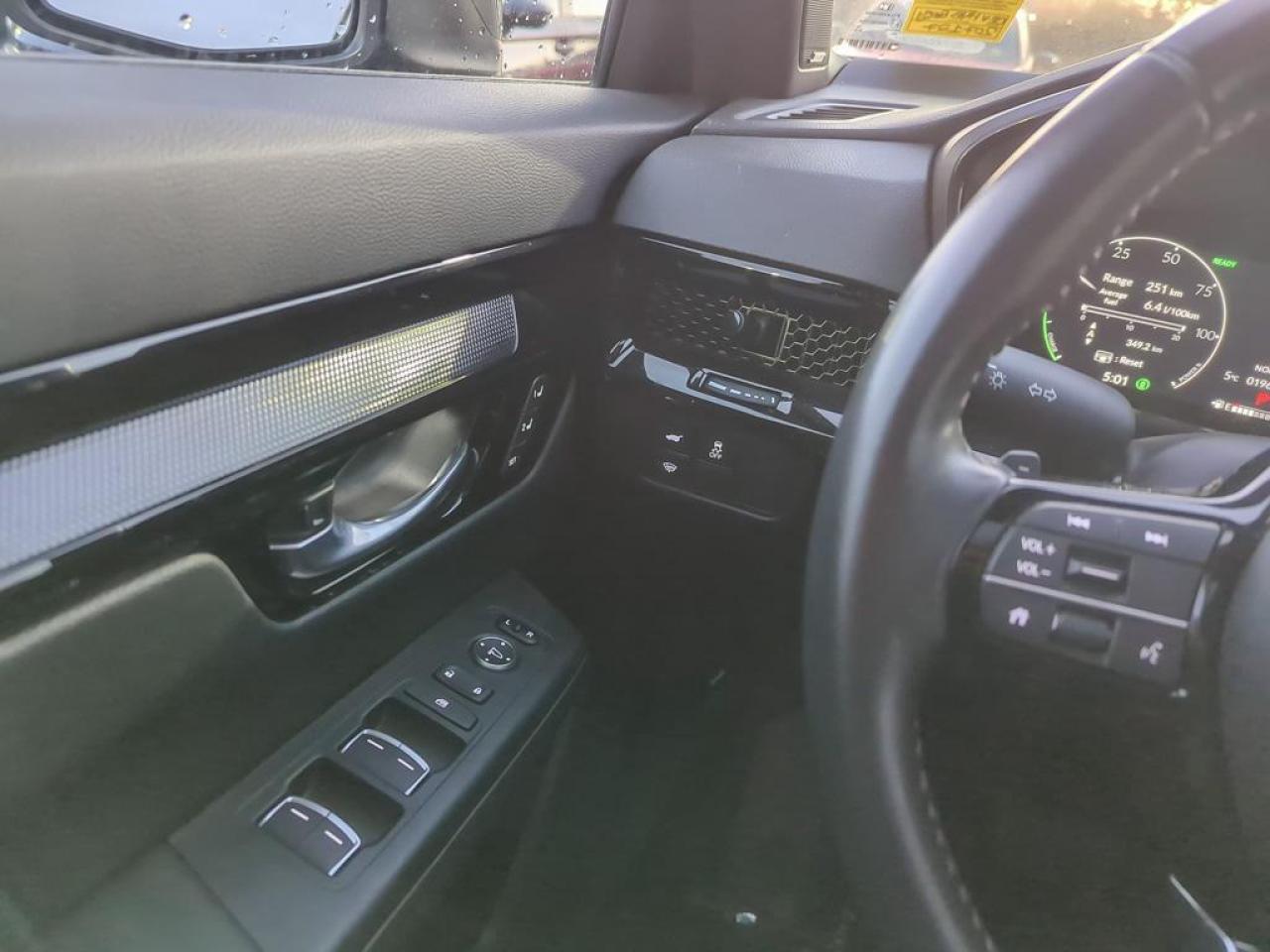 2025 Honda CR-V Hybrid Touring Photo