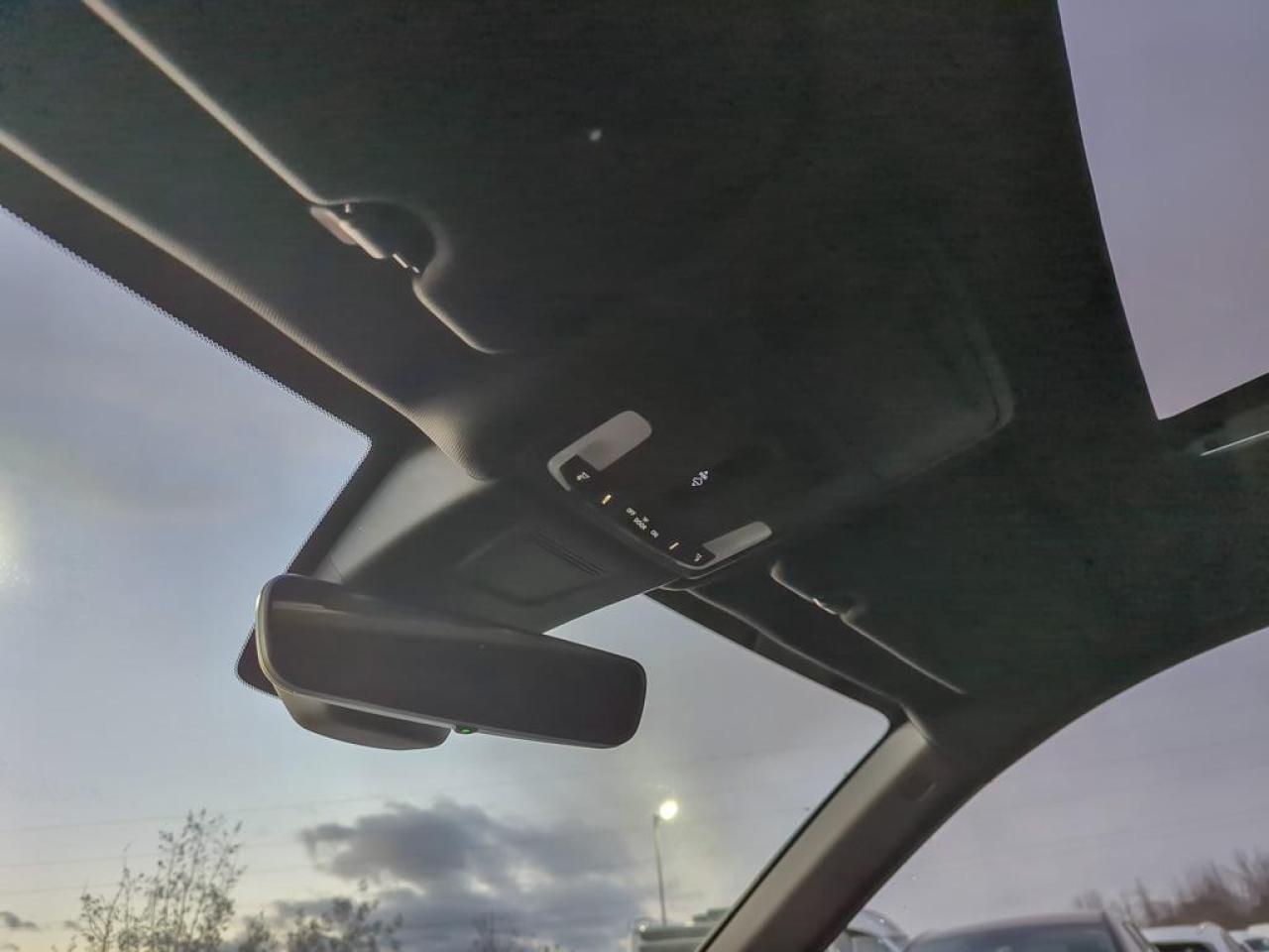 2025 Honda CR-V Hybrid Touring Photo