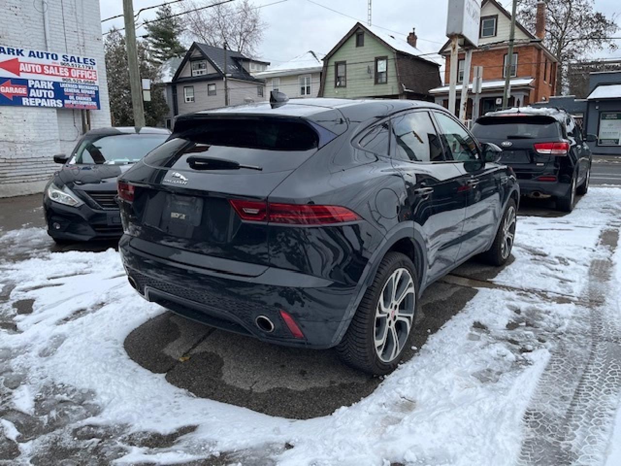 2018 Jaguar E-Pace P250 AWD First Edition Photo4