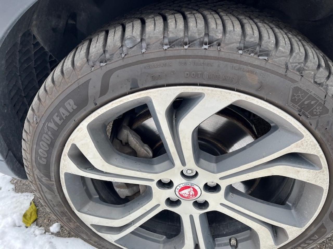 2018 Jaguar E-Pace P250 AWD First Edition Photo