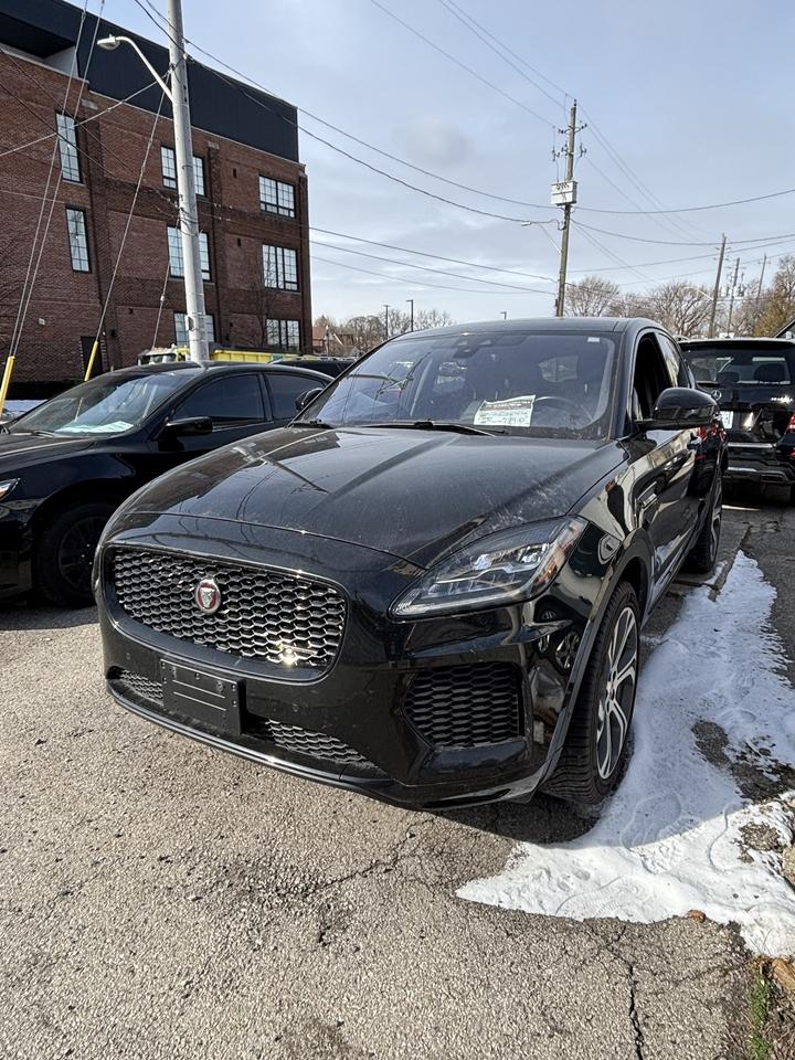 2018 Jaguar E-Pace P250 AWD First Edition Photo3