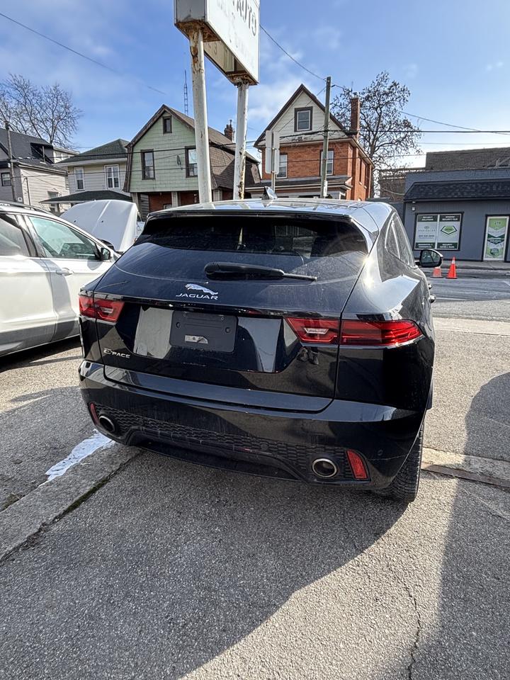 2018 Jaguar E-Pace P250 AWD First Edition Photo