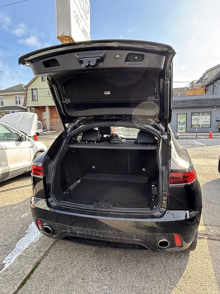 2018 Jaguar E-Pace P250 AWD First Edition Photo