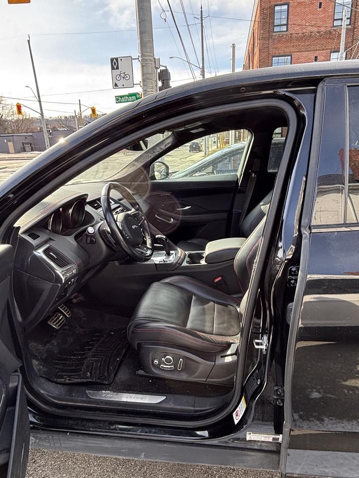 2018 Jaguar E-Pace P250 AWD First Edition Photo