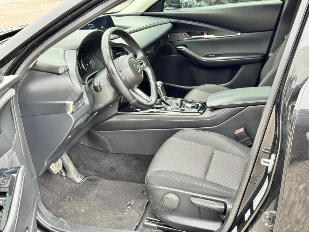 2023 Mazda CX-30 GS AWD/ EXTENDED WARRANTY/ 3.95% RATE/ MUST SEE Photo