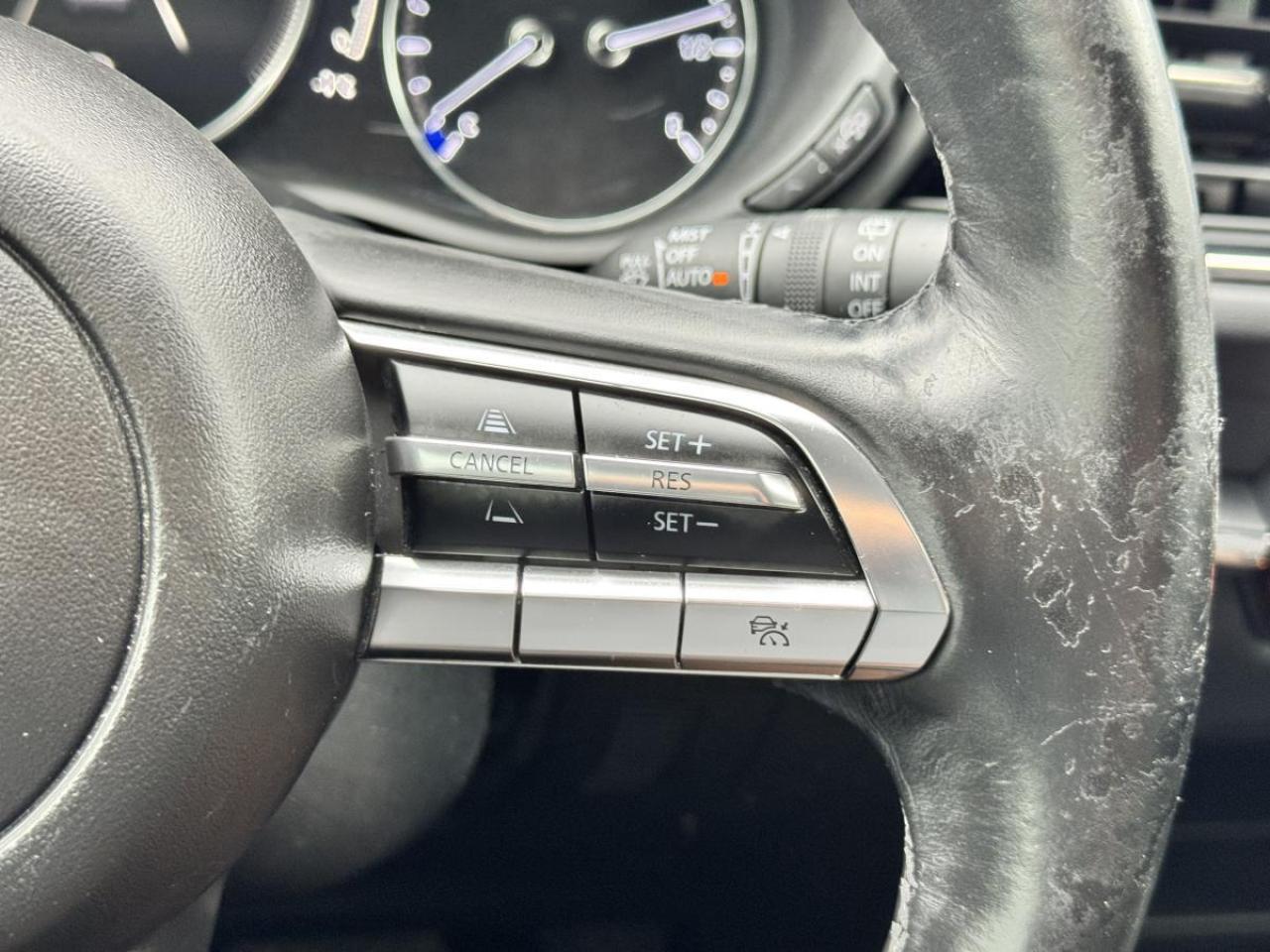 2023 Mazda CX-30 GS AWD/ EXTENDED WARRANTY/ 3.95% RATE/ MUST SEE Photo