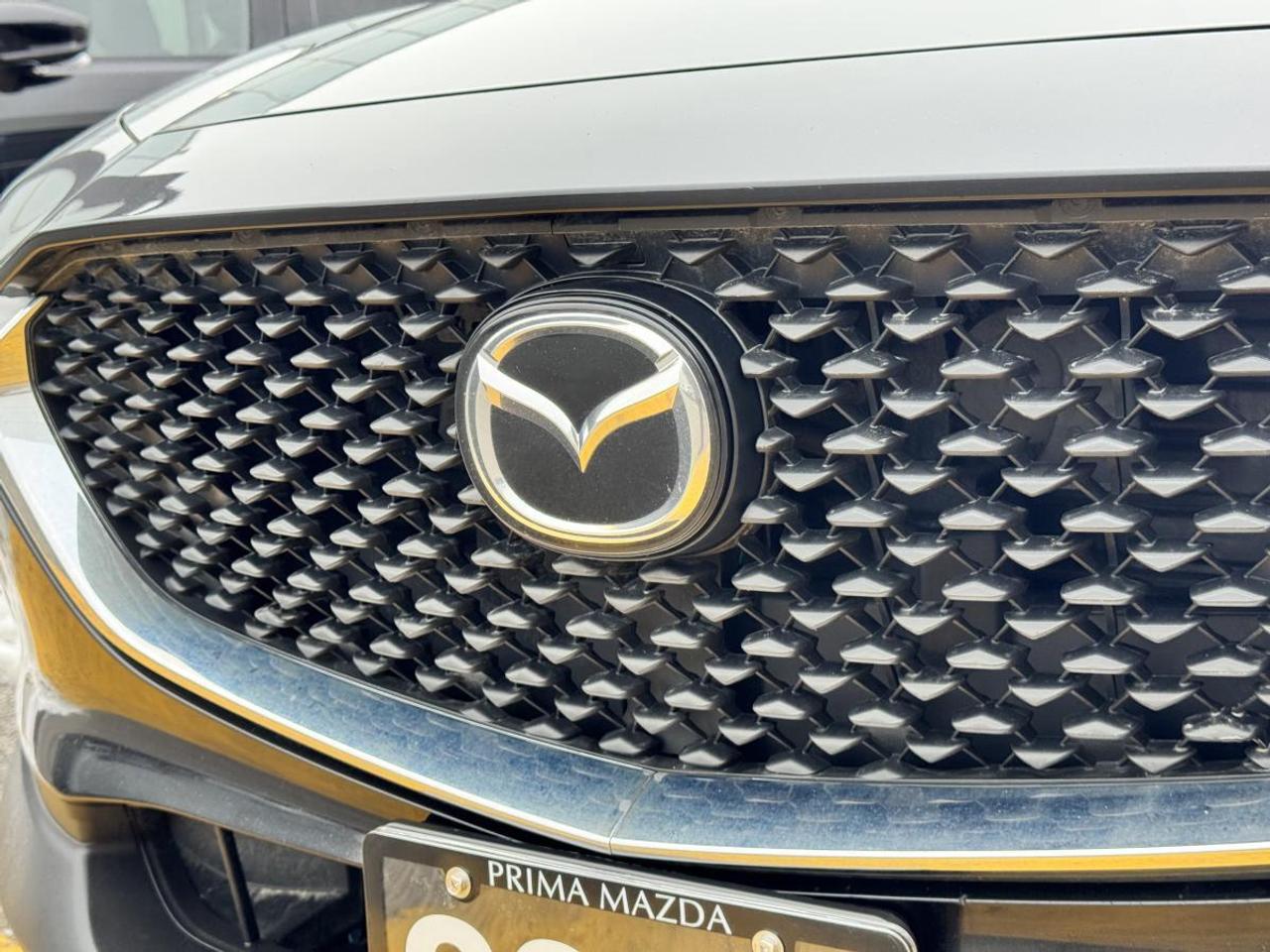 2023 Mazda CX-30 GS AWD/ EXTENDED WARRANTY/ 3.95% RATE/ MUST SEE Photo