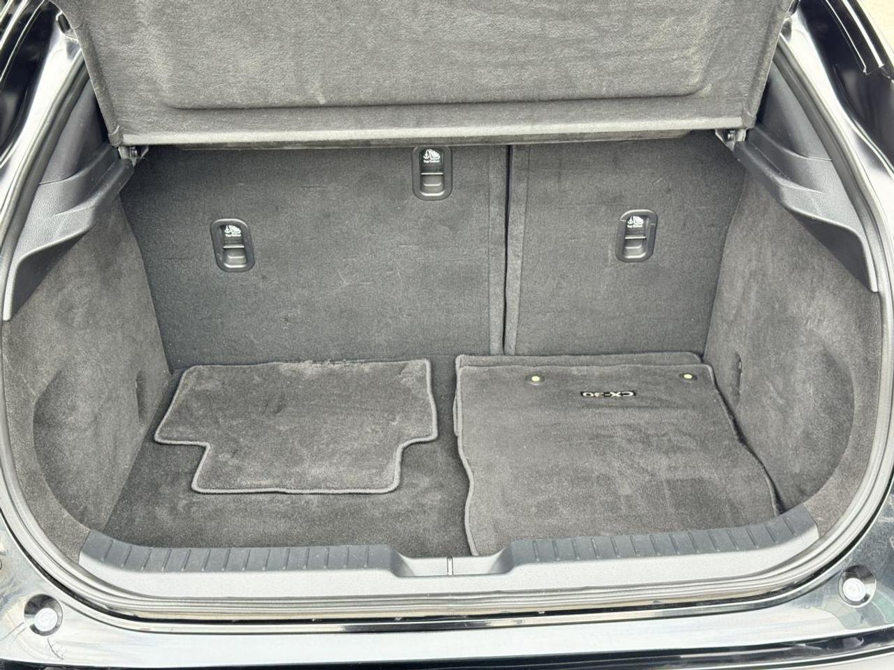 2023 Mazda CX-30 GS AWD/ EXTENDED WARRANTY/ 3.95% RATE/ MUST SEE Photo